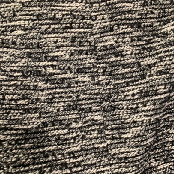 Alice + Olivia Madine Cropped Straight Blazer Crop - Picture 6 of 8